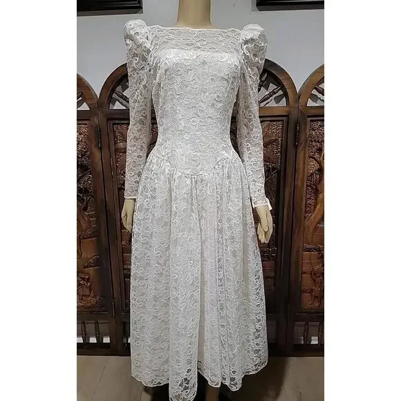 VINTAGE ILGWU UNION MADE FITS SIZE S AFL-CIO WEDDING DRESS IVORY LACE SATIN #7 - Picture 11 of 11